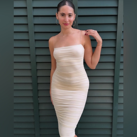 Gorgeous Ruched French Vanilla Midi Dress 💫 - Picture 2 of 7